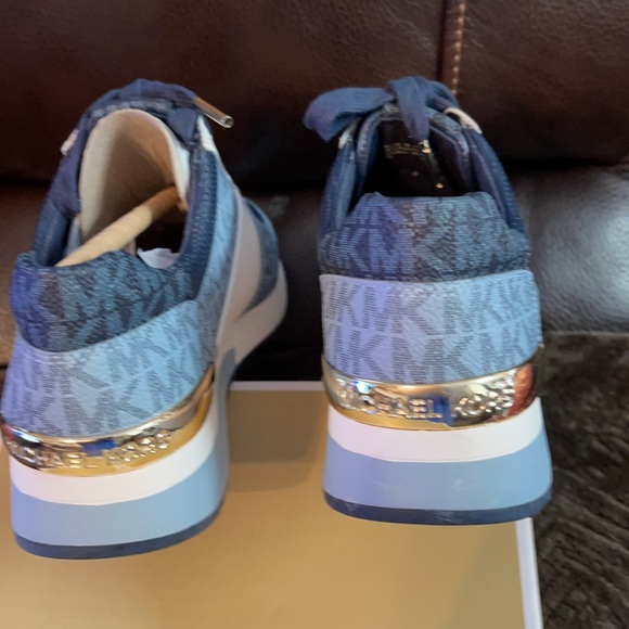 Michael Kors Allie Trainer - Picture 5 of 5